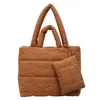 Bolsa Tote de Ombro de Lona de Nylon de Grande Capacidade para Outono e Inverno para Mulheres 2025 Nova Coreana Ins Nicho para o Dia a Dia