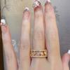 Anillo de estilo antiguo medio para mujer, chapado en oro, con perla cruzada, hueco, destello de diamante, apertura ajustable, nicho, lujo de alta gama, ligero, combinable con todo.