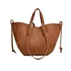 2024 Bolso de Ala Suave de PU Nuevo de Corea del Sur Bolso de Mano de Alto Sentido de Gran Capacidad para Mujeres que Van al Trabajo