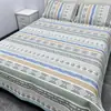 Novo Conjunto de Três Peças para Cama Estampado Espesso com Fronhas Lençol Estilo Capa de Cama para Casa Casal Antiderrapante Conjunto de Capa de Cama Venda por Atacado