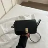 Bolso de Hombro Simple con Hebilla Elegante Estilo Coreano para Mujer 2026 Nueva Moda Otoño Retro Casual Bolso Cuadrado Pequeño