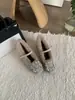 Sapatos Mary Jane Quadrados com Salto Grosso Estilo Francês e Strass para Mulheres, Novos Sapatos de Algodão com Forro de Lã Outono/Inverno 2025