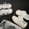 Zapatillas de Entrenamiento Alemanas Retro Versátiles de Suela Gruesa para Mujer 2025 Nuevas Primavera Casual Zapatos Blancos Deportivos Aumentados Forrest Gump