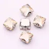 Acessórios de Joias DIY Prontos de Fábrica Diamante de Vidro com Formato Especial Acessórios para Roupas Decoração de Vestido de Noiva Garra D Quadrada Costura à Mão