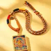 Colgante Thangka Tibetano de los Ocho Grandes Protectores Thangka Semimanual con Carcasa de Aleación Pintada en Oro con Cuerda de Cinco Colores