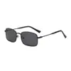 2025 Nuevas Gafas de Sol Metálicas Cuadradas Ultraligeras Estilo Old Money Unisex Anti-UV Gafas de Sol para Conducir Venta al por Mayor