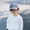 Boné de Baseball Infantil para Meninos e Meninas, Estilo Coreano Bordado com Letra S, Aba Curva, Chapéu de Sol para Uso Externo para Alunos do Ensino Fundamental, Moderno
