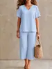 Conjunto de Camisa Casual Lisa de Manga Curta com Decote V e Calça Wide Leg com Design de Cintura Elástica, Confortável e Versátil, Cruzado Europeu e Americano para Mulheres