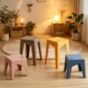 Taburete Cuadrado de Una Pieza Color Macarrón, Apilable, Ahorra Espacio, Resistente, Antideslizante de Plástico, Taburete para Mesa de Comedor para Uso Doméstico