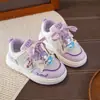 Zapatillas Deportivas Infantiles Dibujos Animados Tenis para Niñas 2026 Nuevo Estilo Zapatos Blancos de Princesa para Niñas Suela Suave Moda Zapatos Casuales