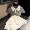 Conjunto de Roupa de Verão Estilo College para Meninas 2026 Novo Tendência Menina Chique Gola Polo Manga Curta Saia Bolo Conjunto de Duas Peças