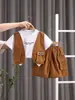 Ropa Nueva de Verano para Niños, Chaleco Patchwork para Niños Pequeños y Medianos, Pantalones Cortos de Manga Corta, Conjunto de Dos Piezas, Traje de Verano para Niño Gentleman