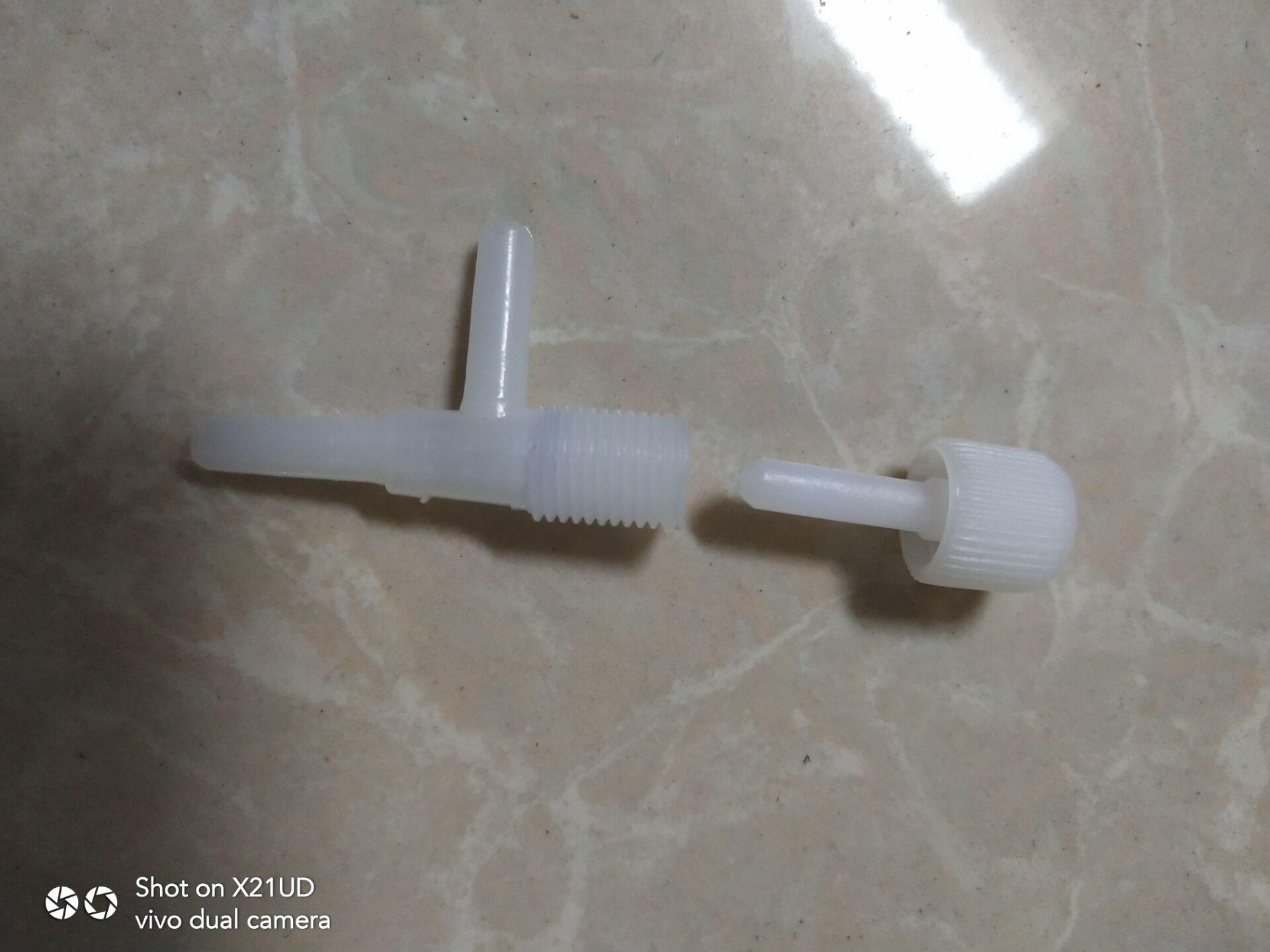 277B1C6CBDF5734C7E7504B876F3AF