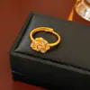 Anel Flor de Zircônia Vintage Usado Nicho Alto Padrão Anel para Dedo Indicador Moda Retro Estilo Palaciano Joia de Mão para Mulheres