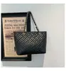 Bolsa Feminina Grande Capacidade com Padrão de Losango 2026 Nova Versátil Moda Bolsa de Ombro com Corrente Bolsa de Mão Bolsa Tote para Compras