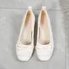 Zapatos planos para mujer con lazo dulce y tacón grueso, nuevos zapatos planos estilo hada 2026 con tacón medio, slip-on, punta poco profunda, zapatos planos beanie
