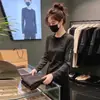 Camiseta Irregular Elegante de Manga Longa para Mulheres 2026 Outono Novo Estilo Solta Emagrecedora Camada Interna Camada Base Top Versátil Tendência