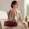 2026 Nova Bolsa de Couro de Vaca Couro Genuíno Bolsa de Ombro Moda Europeia e Americana Bolsa Baguete Design de Nicho Bolsa de Mão Bolsa Feminina