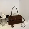 Moda Primavera 2026 Nova Bolsa de Mão Fosca Feminina Marrom Bolsa Tote de Alta Qualidade para o Dia a Dia Bolsa de Ombro de Grande Capacidade