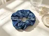 Scrunchies de Tela Estilo Vintage al por Mayor, Cintas para el Cabello Coreanas con Bordado Floral a Cuadros, Suministro para Tiendas de Accesorios, Directo de Fábrica