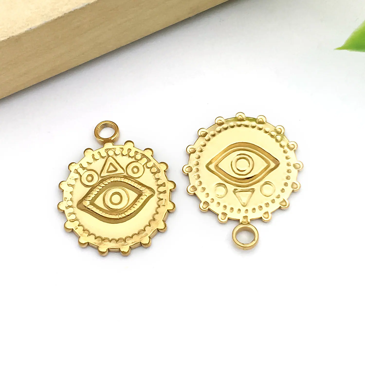 T2929-KLQ-18X21x2mm孔2.5mm炉内真金色