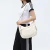 Bolsa de mano informal y sencilla de gran capacidad para mujer, nueva bolsa de hombro ligera y versátil 2026, bolso cruzado de nicho