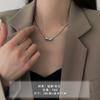 Collar Popular Transfronterizo de Acero de Titanio 2026 Nueva Moda Lujo Ligero Colgante de Diseño Personalizado Accesorio Versátil de Gama Alta
