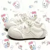 Zapatos de mujer de punta redonda, zapatillas blancas estilo alemán, nuevo modelo otoño 2026, versátiles, ligeros, de suela blanda, zapatos deportivos y casuales para estudiantes