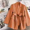 Nuevo Blazer Coreano para Mujer Primavera y Otoño en Color Café con Cinturón, Corte Delgado, Elegante y a la Moda Chaqueta de Traje Pequeña