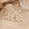 Estilo Vacaciones de Primavera y Verano Transfronterizo Pendientes Florales de Acrílico Pendientes de Pétalos Ins Accesorios para Vacaciones en la Isla Venta al por Mayor