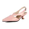 Zapatos británicos 2023 comercio exterior hebilla trasera sandalias de hueco verano 33 punta fina cubiertas 45 sandalias de tacón alto zapatos de charol blanco