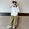 Roupas infantis Meninos Terno de verão 2024 Novo estilo Médio e grande Meninos bonitos para crianças Verão Moda Calças da moda para crianças