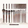 Set de 16 Brochas de Maquillaje de Pelo Animal Cangzhou, Set Completo de Herramientas de Maquillaje para Maquilladores, Incluye Brochas para Rubor y Sombras de Ojos, Mayoreo
