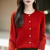 Cardigan de Tricô Gola Redonda 100% Lã Novo Outono/Inverno 2026 Manga Longa Botão Dourado Cor Sólida Top Suéter Solto de Lã