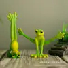 Rana de Yoga Americana Escritorio Creativo Divertido para Enviar Amigos Cumpleaños Vidrio Hogar Decoraciones de Rana Adornos de Resina