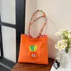 Bolso de Lona Bordado Nuevo Otoño 2026 Bolso Tote Pequeño para Mujer Estilo de Oficina Bolsa Cuadrada Vertical