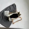 Bolso de Hombro Grande con Textura, Elegante y Sencillo, para Mujer, Nuevo Estilo de Verano, Bolso de Hombro de Alta Gama, Bolso Tote Grande de Capacidad para Viajar