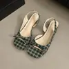 Sandálias Femininas Slip-On Plataforma Estilo Retrô Francês 2026 com Tira no Tornozelo, Laço de Bolinhas, Bico Quadrado, Bico Aberto, Sandálias de Salto Baixo