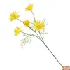Flores artificiales pequeñas de margarita, ramo de flores falsas de crisantemo realista de alta gama, arreglo floral decorativo para sala de estar