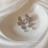 Pendientes largos de circonita cúbica con diseño de elfo mariposa, elegantes, tridimensionales, retro, huecos, con temperamento de hada súper femenina, joyería de alta gama para las orejas.