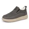 Zapatos Casuales de Invierno Nuevos Engrosados con Felpa Cálidos Antideslizantes Zapatos de Algodón para Hombre Cómodos Versátiles Slip-on Suela Gruesa Zapatos de Papá