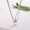 Nuevo Collar Doble Capa con Colgante Entrelazado Cadena para Clavícula de Mujer Accesorios de Lujo Ligero de Nicho Tendencia de Diseño de Nicho