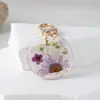 Chaveiros de resina com flores reais, chaveiros de margarida e crisântemo, acessórios de estilo artístico, presentes requintados atacado