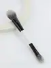 Popular set de brochas de maquillaje portátil serie F blanco y negro doble cara para polvo suelto pincel para sombra de ojos 4 juegos exterior