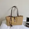 Bolso Tote Vintage Nuevo Otoño/Invierno 2026, Bolso de Mano de Gran Capacidad para Mujer, Bolso de Hombro Simple para el Trabajo, Bolsa de Compras