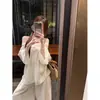 Toma real de conjunto de top suelto de encaje calado bordado vintage francés de talla grande y pantalón largo ancho suelto