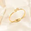 Pulseira de Diamante com Rebites Transfronteiriça Design de Nicho Ins Aço Titânio Feminina Sem Cor para Homem e Namorada