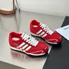 Tênis de Treino Alemão Popular de Design de Nicho para Mulheres 2025 Sola Grossa Aumentador de Altura Combinação de Cores Respirável Sapatos Casuais para Mulheres Malha