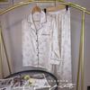 Pijamas de fábrica en stock transfronterizos para mujer primavera manga larga pantalones pijama de seda de hielo para exterior seda de imitación comercio exterior ropa para el hogar al por mayor