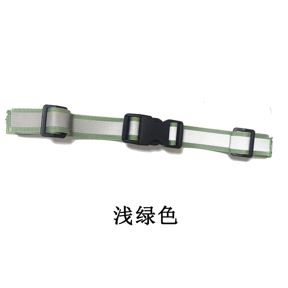 浅绿色